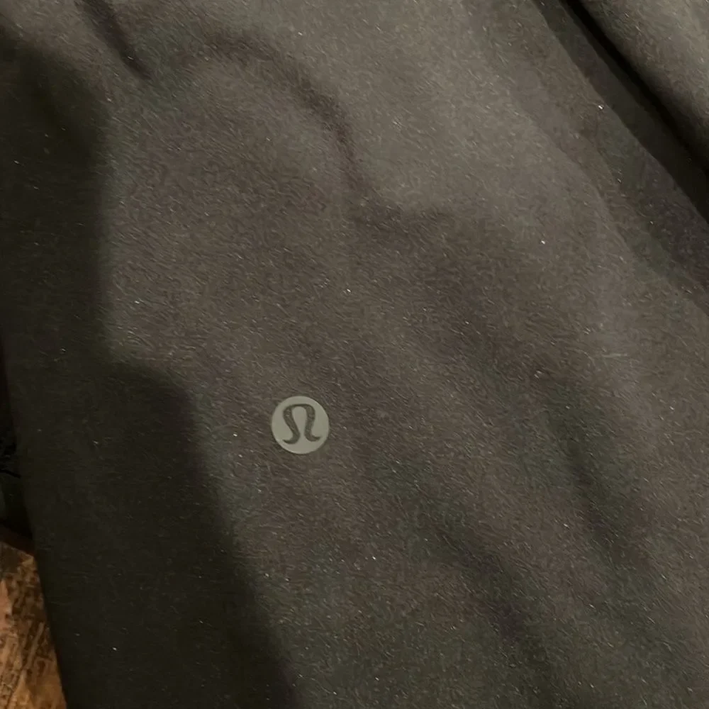 lululemon athletica On The Fly Crop pants size 10 perfect for run workout active - Picture 12 of 12
